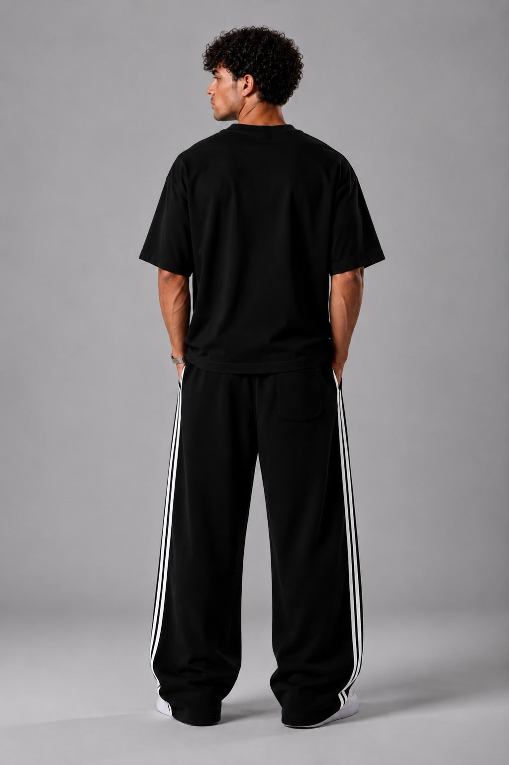 OUTFIT 007